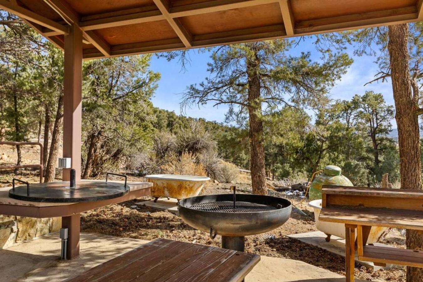 Steel Pine Lodge A Rustic Mountain Retreat Views Baldwin Lake Exterior foto