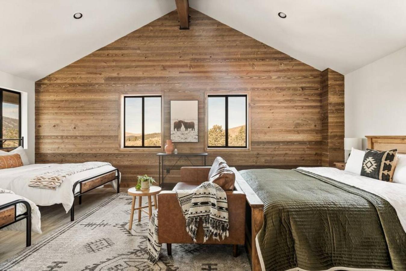 Steel Pine Lodge A Rustic Mountain Retreat Views Baldwin Lake Exterior foto